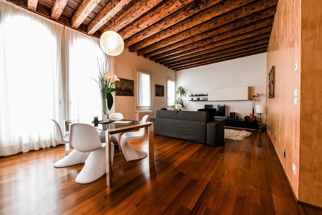 Frari Luxury Apartment Veneţia Exterior foto