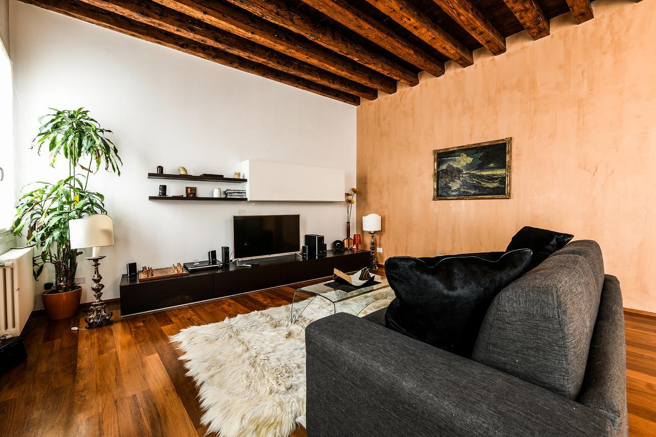 Frari Luxury Apartment Veneţia Exterior foto